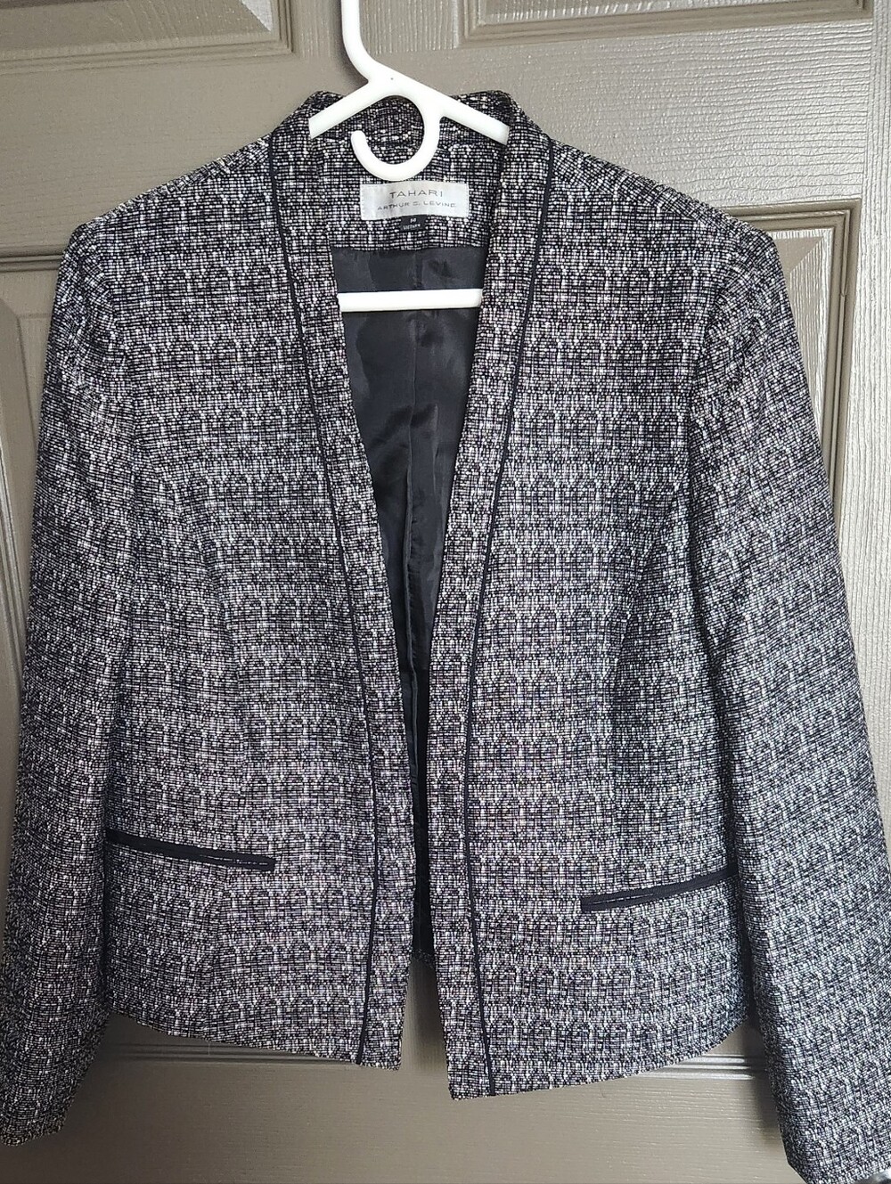 Tahari Black & White Tweed Open-Front Blazer